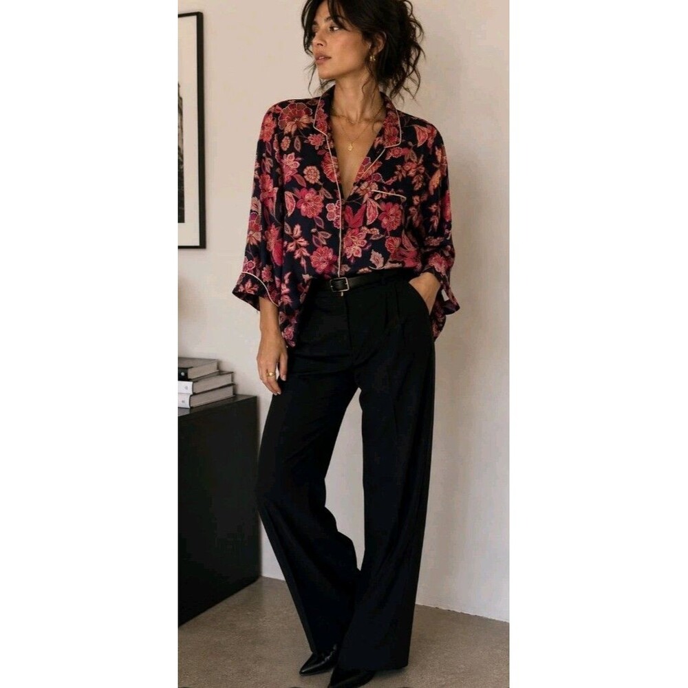 Sanctuary Floral Pajama Blouse Size M Navy Pink Satin Look Button Front